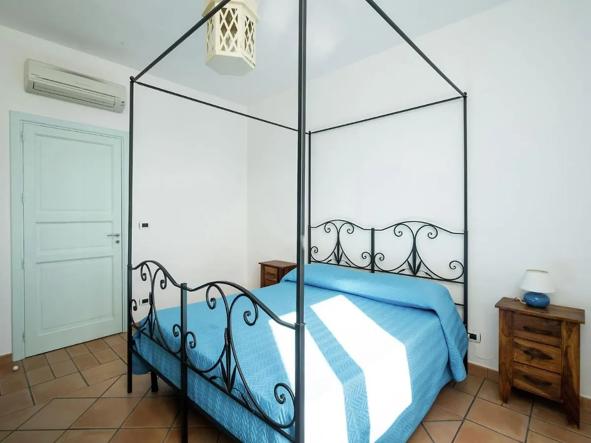 Pleasant Holiday Home In Santa Flavia