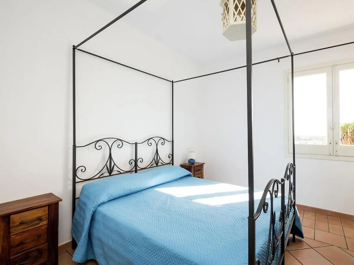 Pleasant Holiday Home In Santa Flavia