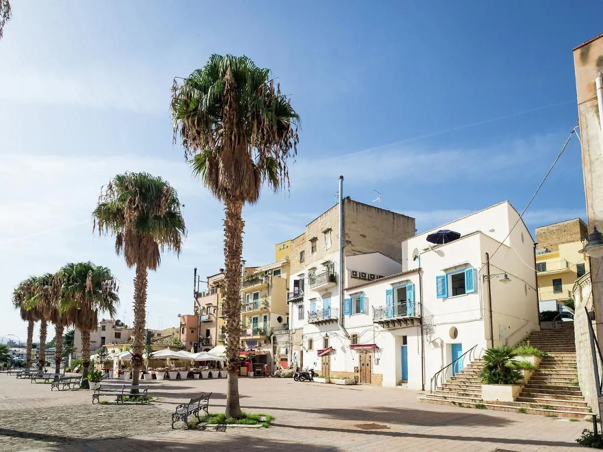 Pleasant Holiday Home In Santa Flavia Italy