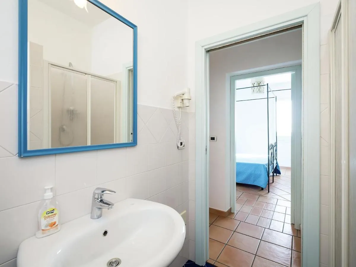 Pleasant Holiday Home In Santa Flavia